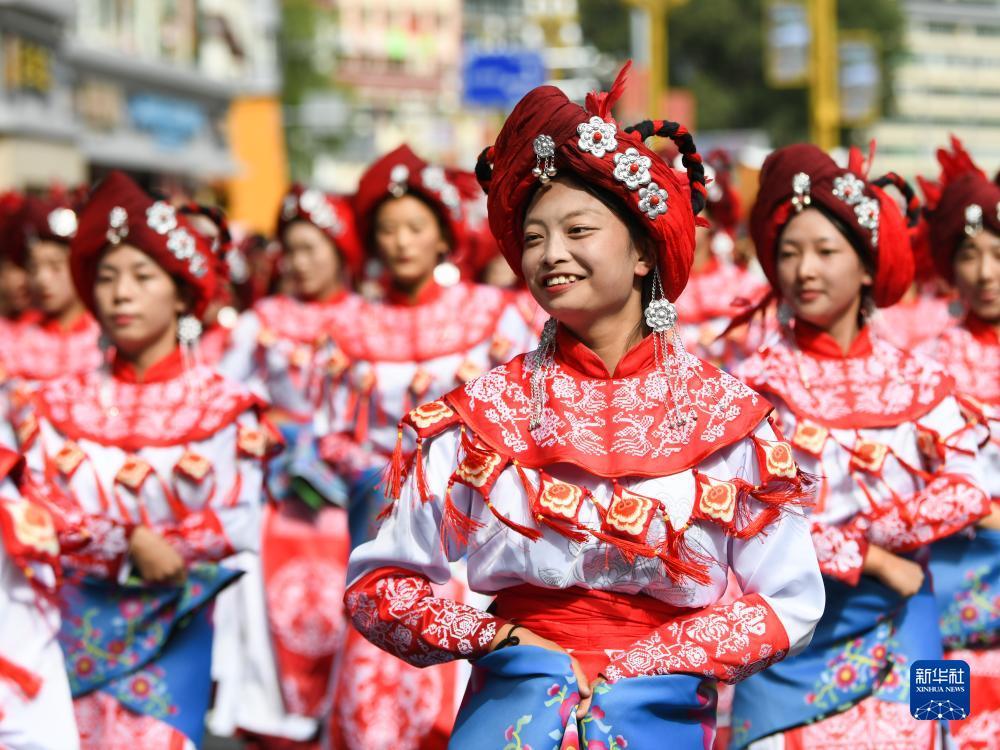 靠近太阳游戏